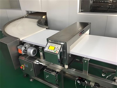 Які запобіжні заходи дотримуються під час встановлення та застосування машин ...